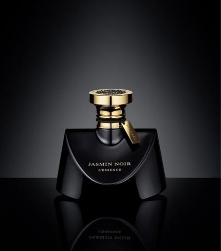 Smooth, strong, and smoking sweet, this perfume. Beyond what you have smelled like before. Sexy irresistibly! This perfume was made with the best of fragrances to make you smell extra good to leave a mark or sweet trail wherever you go. Buy now on Sokocentre.com at the best price and prompt delivery.