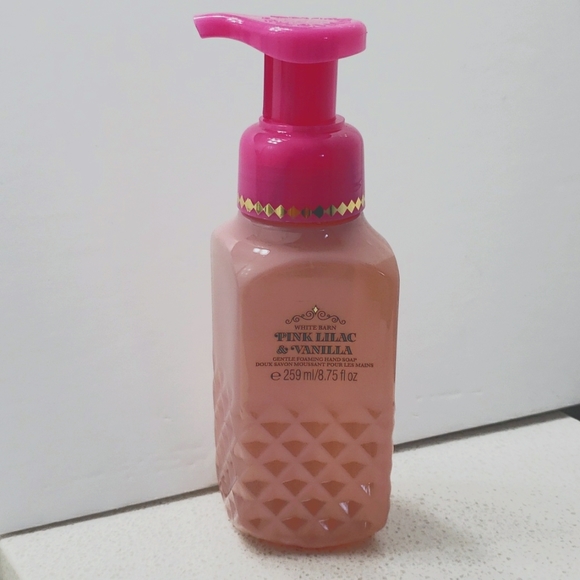 Bath & Body works -Pink lilac and Vanilla Hand Foaming Soap