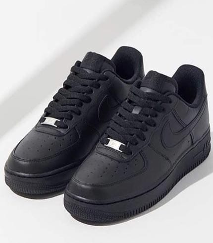 nike-air-force-1---black-
